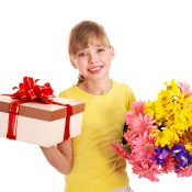 Baby Gift Baskets & Sets Contribute to Healthy Mental Development